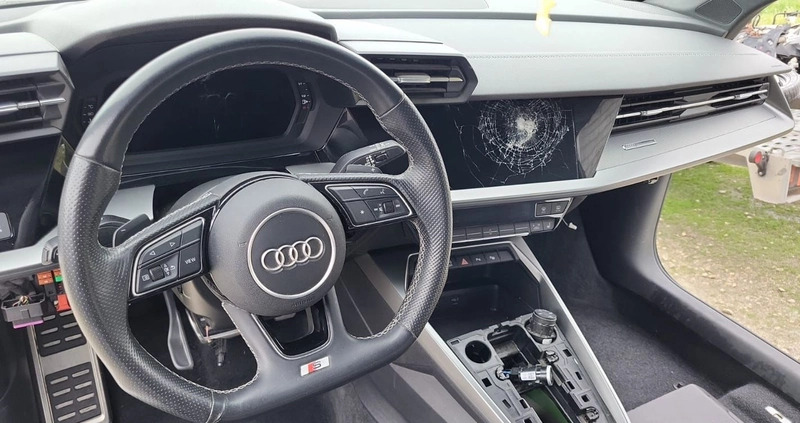 Audi A3 cena 55900 przebieg: 40000, rok produkcji 2022 z Puszczykowo małe 254